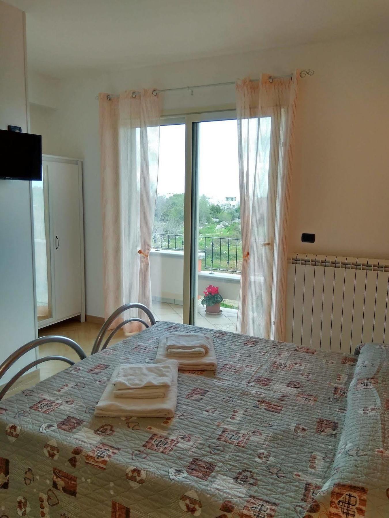 B&B Il Papavero Rosso Corigliano dʼOtranto エクステリア 写真